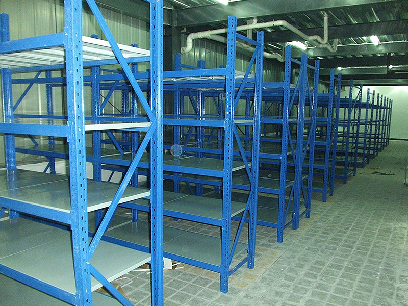 ���ͳ���؛��֮�g�ľ��x